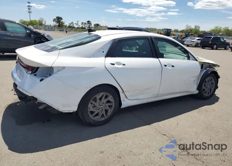 2024 Hyundai Elantra Sel из США, поврежденный, VIN KMHLM4DG2RU696202